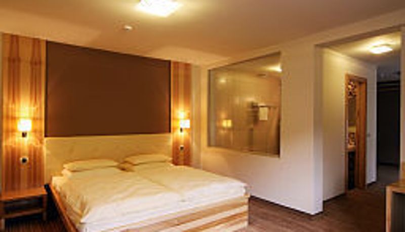 Suite - Dras