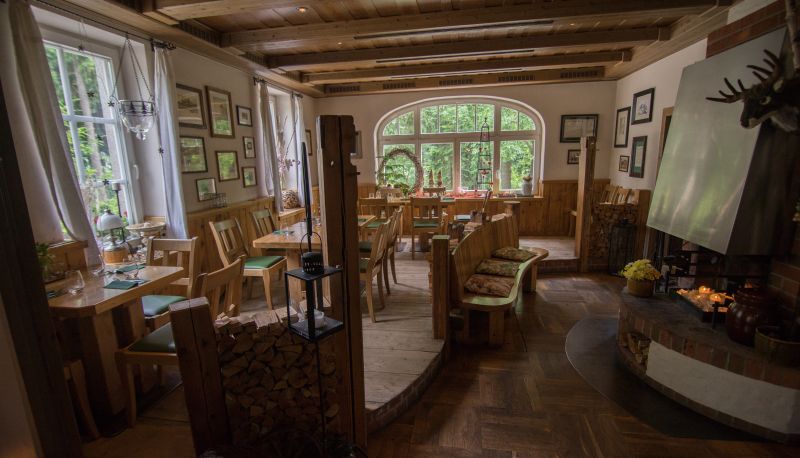 Salle de petit-déjeuner dans le restaurant - Bergwirtschaft Bieleboh Bergbaude und Hotel