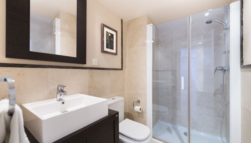 Badkamer - Olée Nerja Holiday Rentals by Fuerte Group
