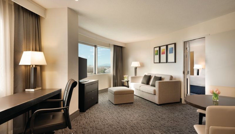Suite - Radisson Hotel Vancouver Airport