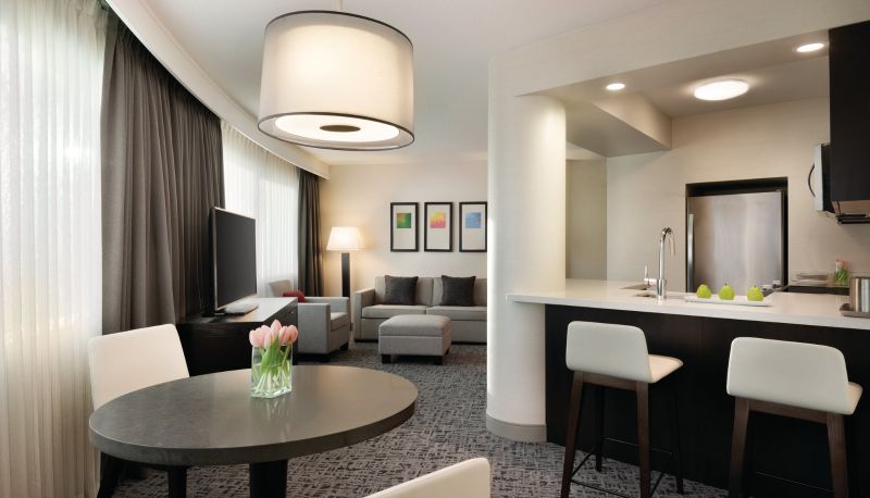 Suite - Radisson Hotel Vancouver Airport