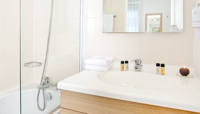 Bathroom - Residhome Clermont Ferrand Gergovia