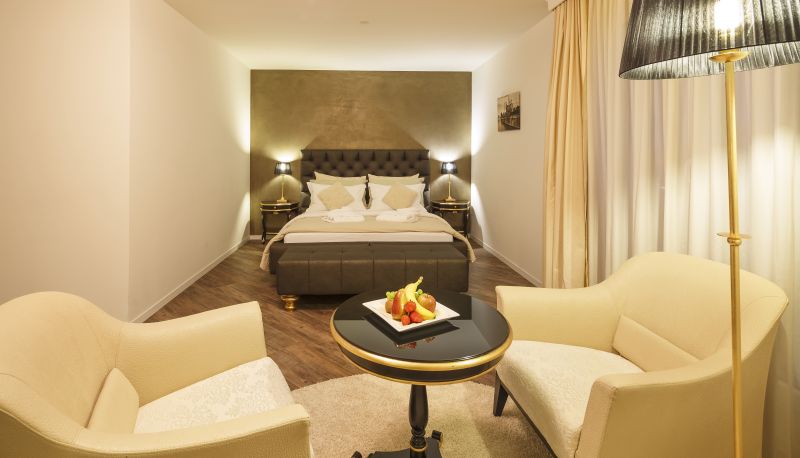 Junior suite - First