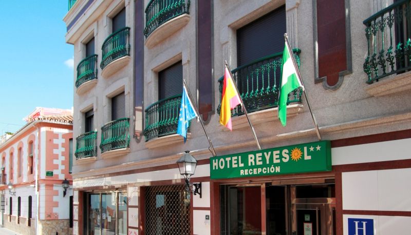 Hotel outdoor area - Reyesol