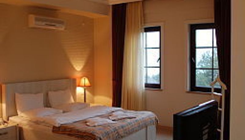 Camera - Diamond Park Hotel