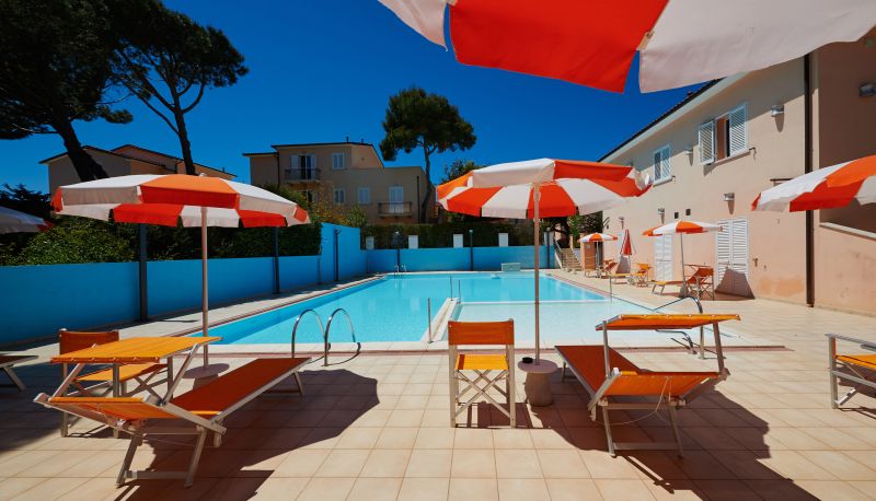Pool - Bolgheri Marina Resort