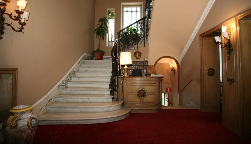 Rezeption - Aldrovandi Residence City S.