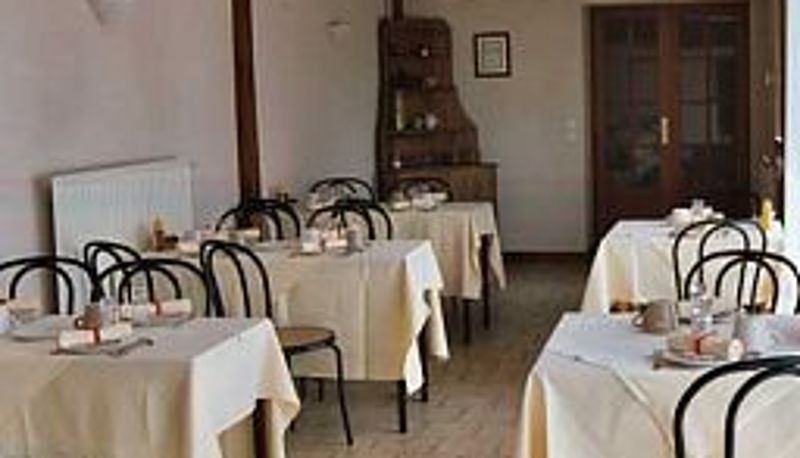 Ontbijtzaal in het restaurant - Le Relais des Dix Crus Logis