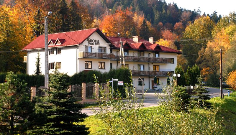 Zewnętrzna część hotelu - Orzeł Biały