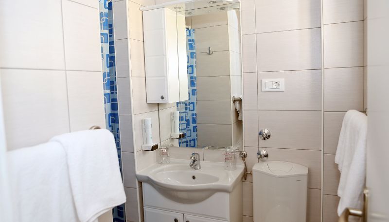 Bagno - Delfin Pansion