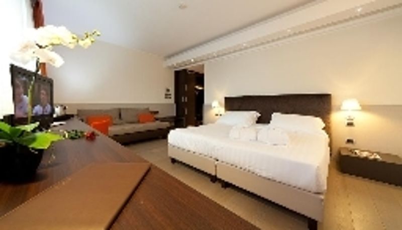 Junior suite - RMH Modena Des Arts