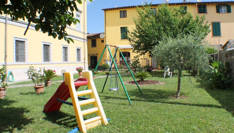 Hotel outdoor area - B&B Villa Pardi