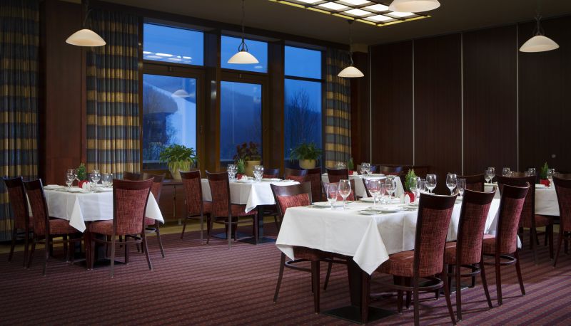 Restaurante - OREA Resort Sklar
