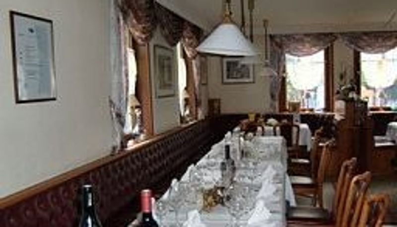 Restaurante - Zur Stadt Cassel
