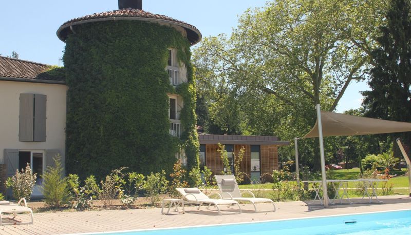 Piscina - The Originals Collection Domaine la Charpinière (ex Relais du Silence)