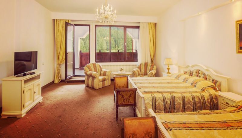 Room with balcony - Aurelius Imparatul Romanilor