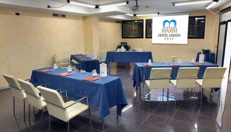 iso training — venue for hire in Genoa