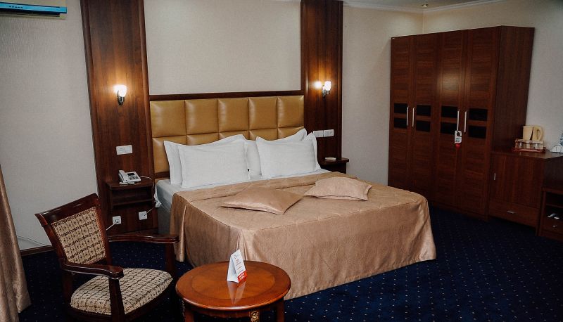 Suite - Dostyk