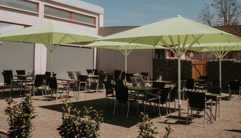 Sala de desayunos dentro del restaurante - Campus Hotel Restaurant