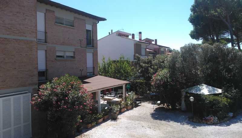 Zona exterior del hotel - Garden