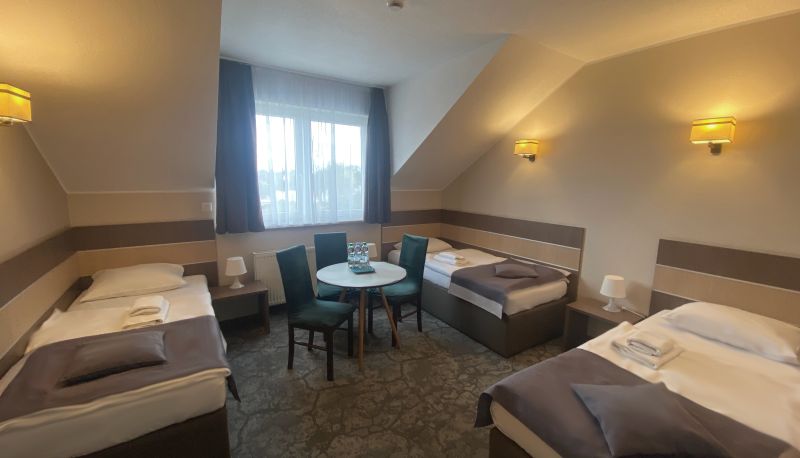 Dreibettzimmer - Hotel Sleep Wrocław