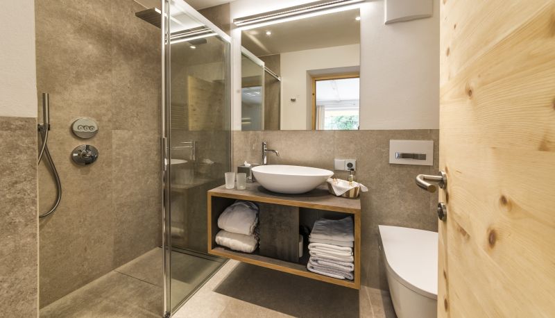 Bathroom - Bischofhof Hotel