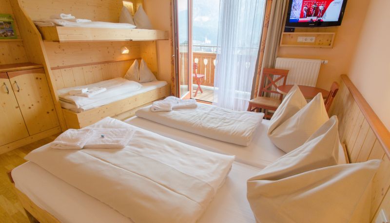 Chambre quadruple - JUFA Hotel Gitschtal