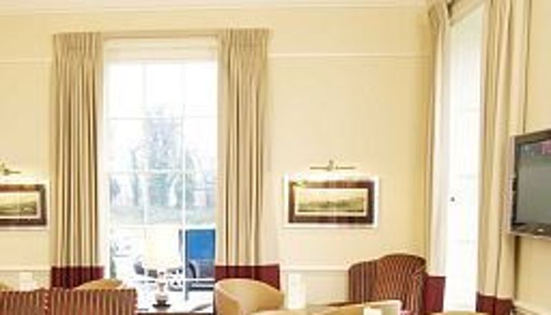 Bar - The Chase Classic British Hotel