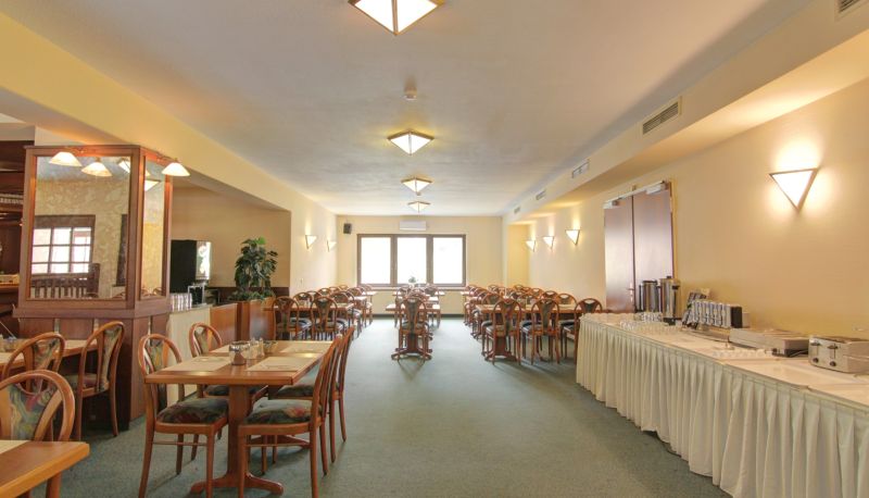 Salle de petit-déjeuner - Entrée Hotel Glinde