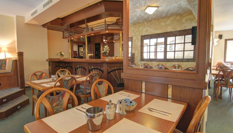 Salle de petit-déjeuner - Entrée Hotel Glinde