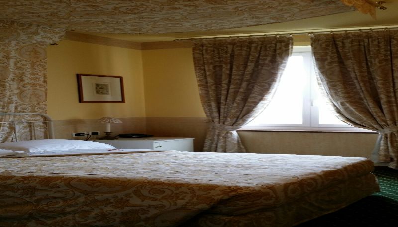 Standaardkamer (eenpersoons) - Relais Villa Pomela