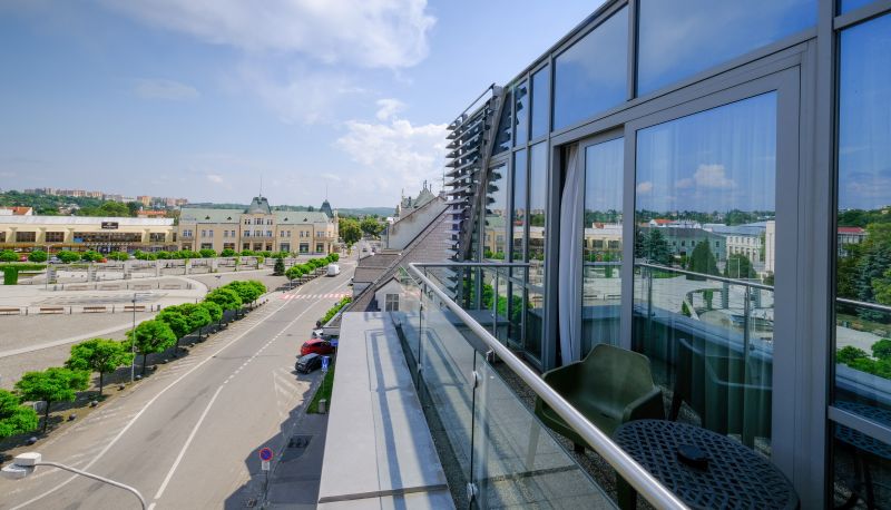 Kamer met balkon - Astrum Laus