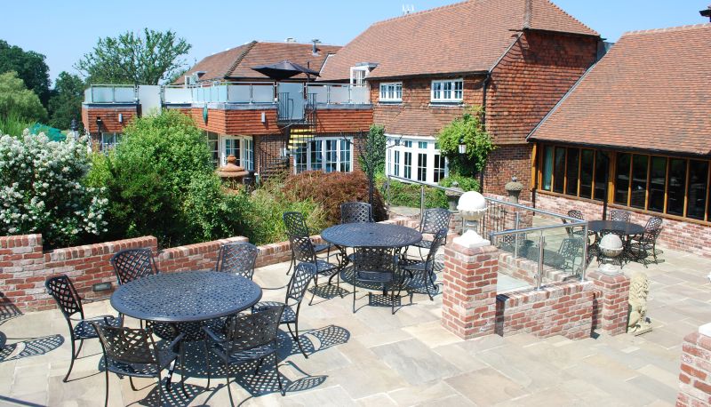 Terraza - Old Thorns Golf Resort and Spa Hampshire by Accor