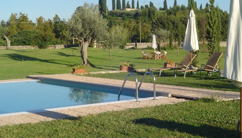 Zwembad - Sambuco Agriturismo