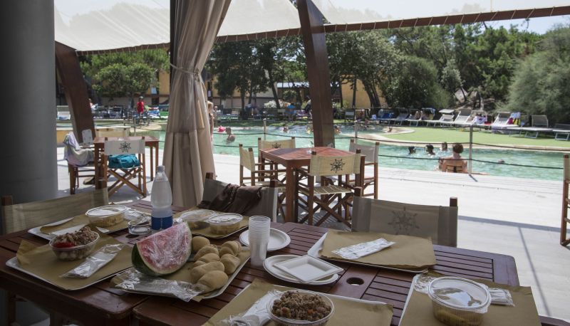 Bar - Canado Club Hotel & Residence