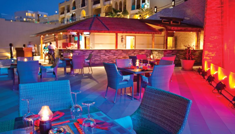 Restaurant - Sunrise Grand Select Arabian Beach Resort