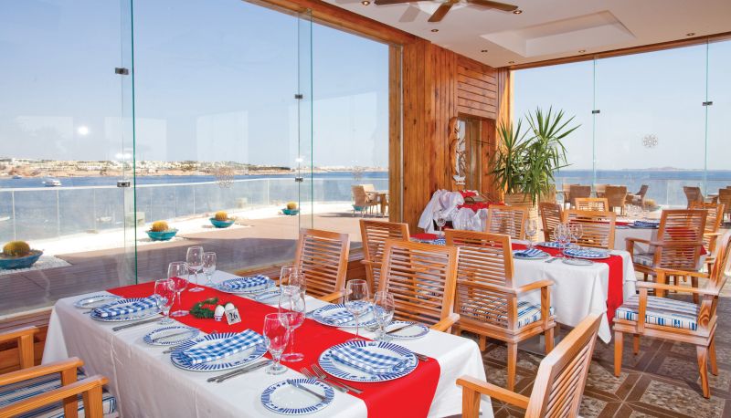 Restaurant - Sunrise Grand Select Arabian Beach Resort