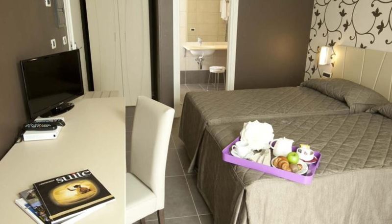 Standard room (double) - Sunrise Hotel