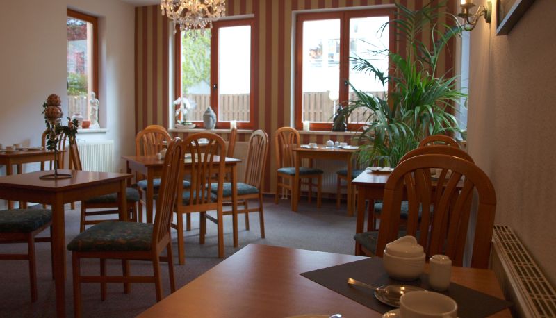 Sala śniadaniowa - Am Doberaner Platz Pension