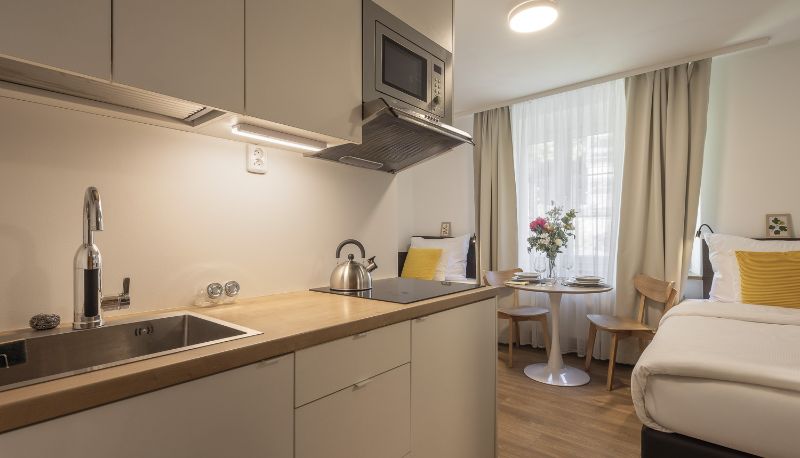 Keuken in de kamer - Pytloun Apartments Zelený Háj