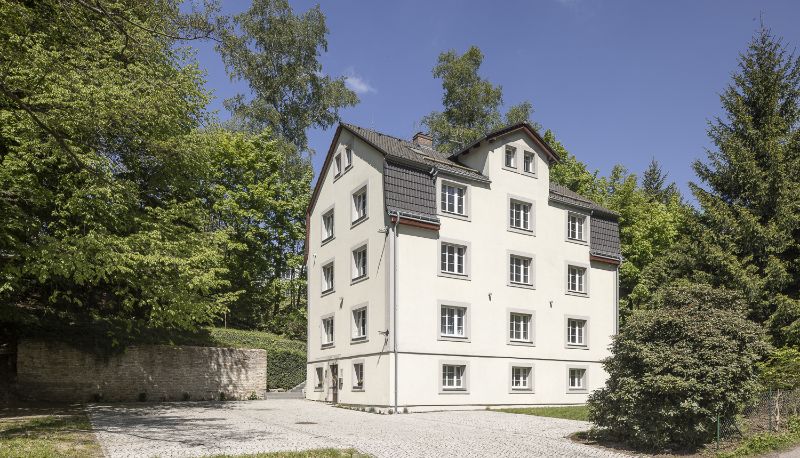 Buitenruimte van het hotel - Pytloun Apartments Zelený Háj