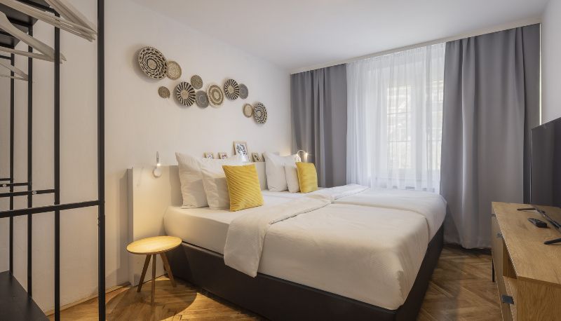 Driepersoonskamer - Pytloun Apartments Zelený Háj