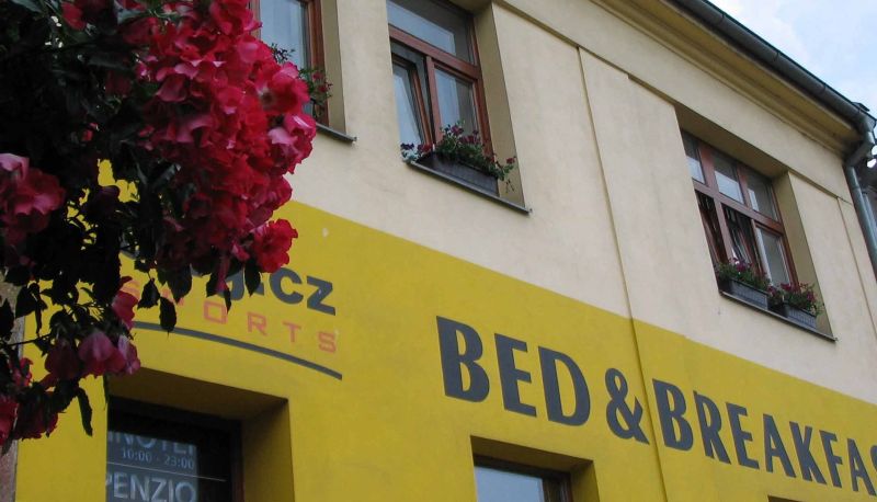 Zewnętrzna część hotelu - Bed & Breakfast