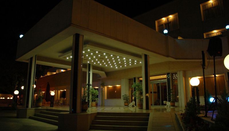 Area esterna dell'hotel - Park Saadi