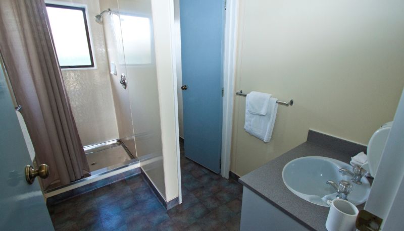 Bathroom - Arcadia Motel