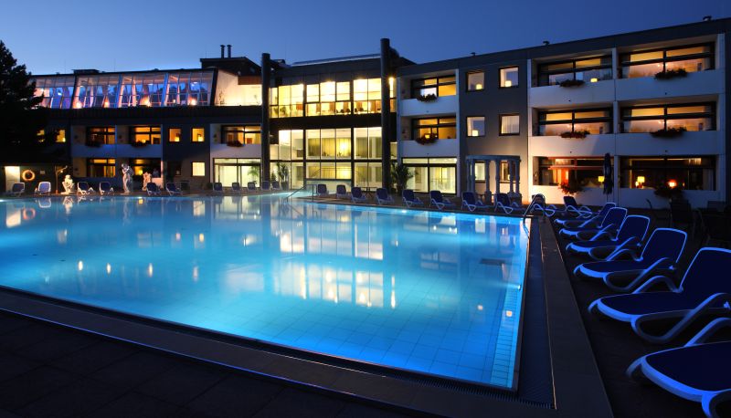 Piscine - Hotel des Nordens by Sunday Hotels