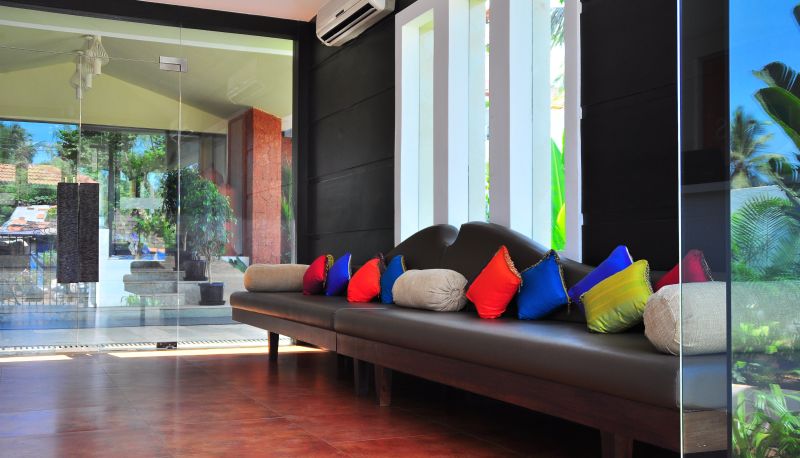 Sala - Kyriad Prestige Calangute Goa by OTHPL