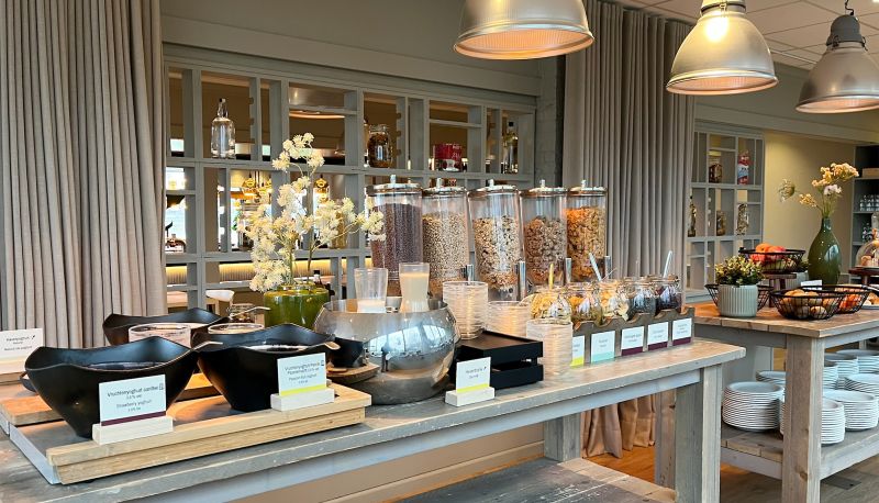 Buffet - Garner Hotel MAASTRICHT by IHG