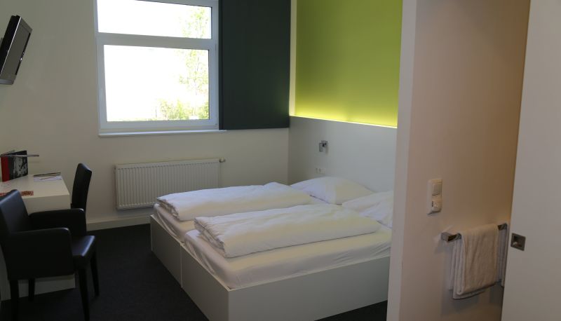 Standard room (double) - mk | bed & breakfast stuttgart