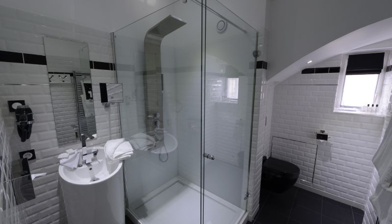 Badezimmer - Art Hôtel